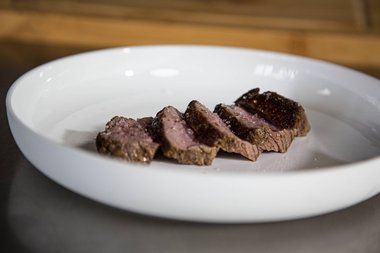  Genieße das Kalbfleisch!